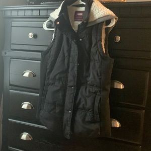 Women’s vest with hood attached